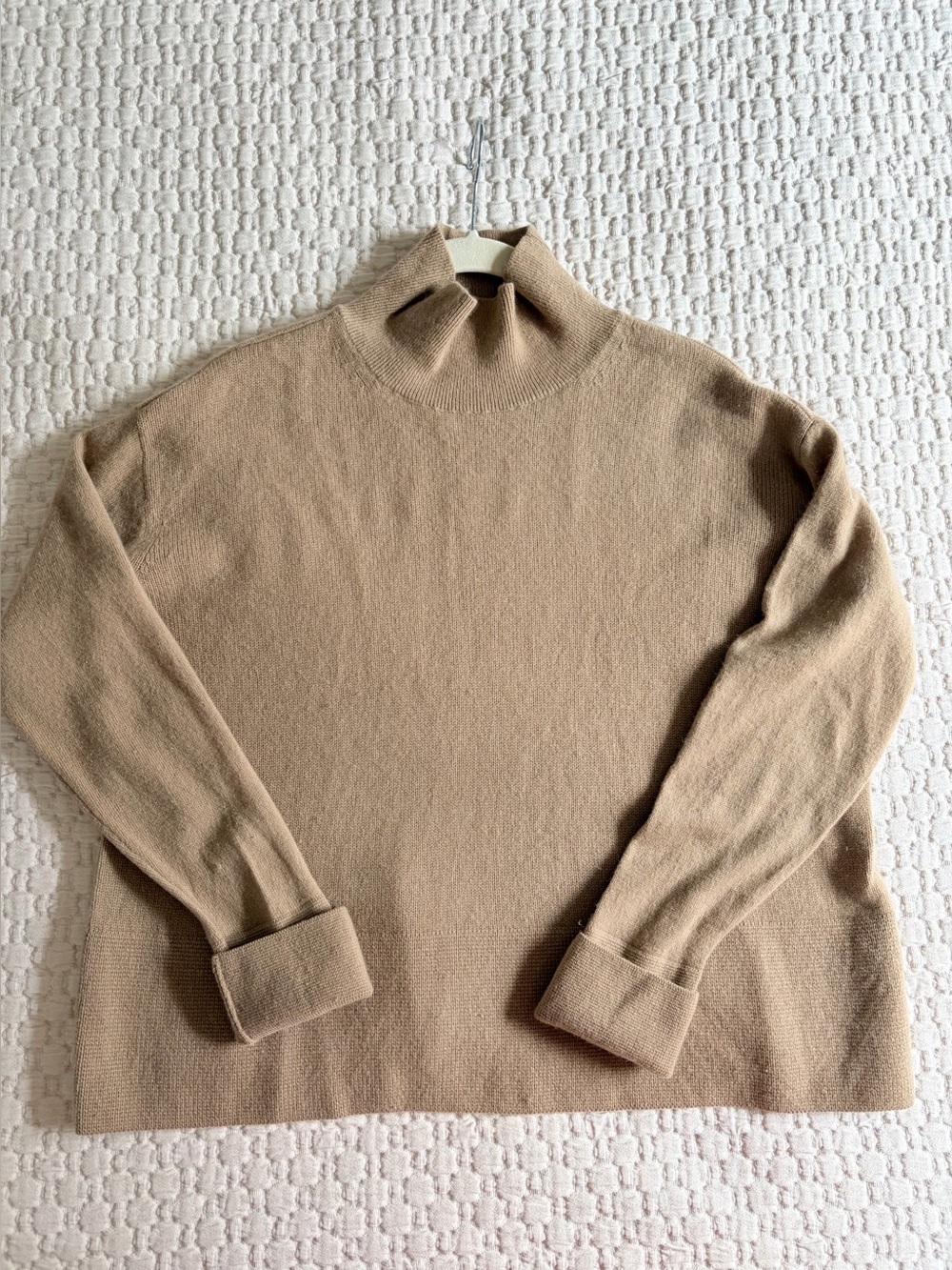 Everlane Boxy Mock Neck Cashmere Sweater